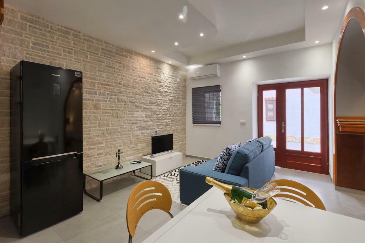 Apartman Marelux Premantura Bagian luar foto